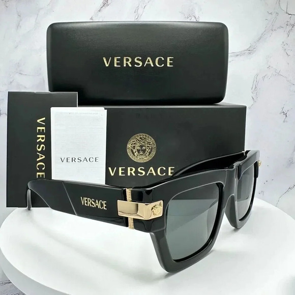 VERSACE Sunglasses Black Medusa Gold Logo Limited Edition Italy 100% Authentic - Picture 2 of 16